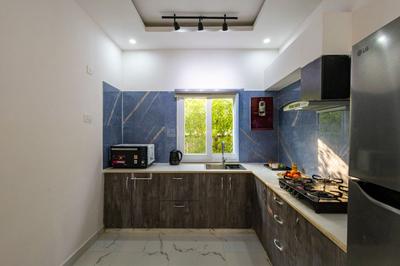 Kitchen Image of 927 Sq.ft 4 BHK Farm House for sale in Dkrrish Green Beauty Farms, Sector 135 Noida for Rs. 16000000