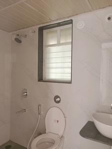 Common Bathroom Image of 1250 Sq.ft 3 BHK Apartment / Flat for rent in Shiv Park 59, Wakad Pune for Rs. 40000