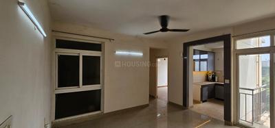 Hall Image of 930 Sq.ft 2 BHK Apartment / Flat for rent in KLJ Platinum Heights, Sector 77 Faridabad for Rs. 20000