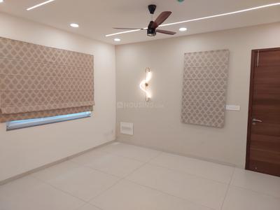 Bedroom Image of 2190 Sq.ft 3 BHK Apartment / Flat for rent in Jayabheri The Nirvana, Gachibowli Hyderabad for Rs. 80000
