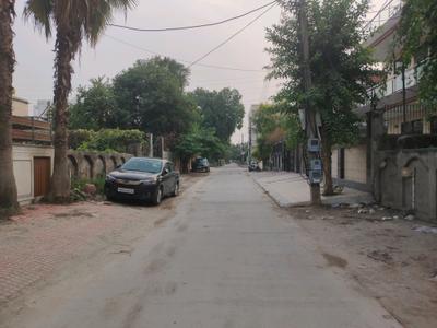 Image of 350 Sq.ft Residential Plot / Land for sale in Sector 46, Faridabad for Rs. 85000000