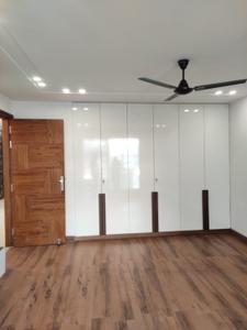 Bedroom Image of 1360 Sq.ft 3 BHK Builder Floor for sale in Mansarover Garden New Delhi for Rs. 25000000