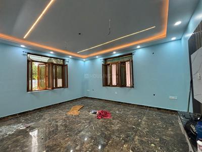 Hall Image of 2500 Sq.ft 4 BHK Independent House for rent in Sector 50 Noida for Rs. 60000