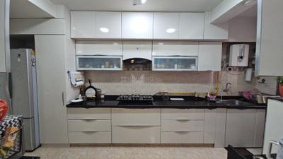 Kitchen Image of 1800 Sq.ft 3 BHK Apartment / Flat for sale in Swagat Pelican, Sargasan Gandhinagar for Rs. 12000000