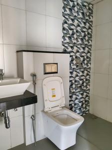 Common Bathroom Image of 540 Sq.ft 1 BHK Apartment / Flat for rent in Godrej Upavan, Bhiwandi Thane for Rs. 13000