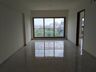 Hall Image of 900 Sq.ft 2 BHK Apartment / Flat for sale in Vile Parle West Mumbai for Rs. 34000000