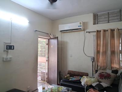 Living Room Image of 900 Sq.ft 2 BHK Apartment / Flat for sale in GH 14 DDA MIG, Paschim Vihar New Delhi for Rs. 11000000