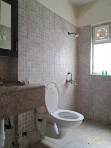 Common Bathroom Image of 1195 Sq.ft 2 BHK Apartment / Flat for sale in Paras Tierea, Sector 137 Noida for Rs. 9200000