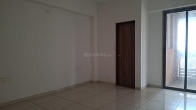Bedroom Image of 2425 Sq.ft 4 BHK Apartment / Flat for sale in Sun Skypark, Ambli Ahmedabad for Rs. 19500000
