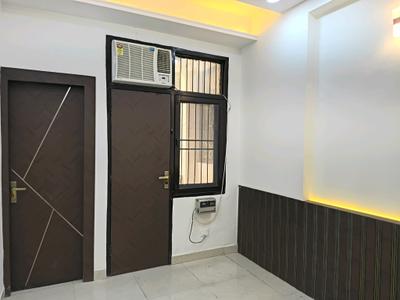 Bedroom Image of 1100 Sq.ft 2 BHK Builder Floor for sale in Indirapuram Ghaziabad for Rs. 5950000