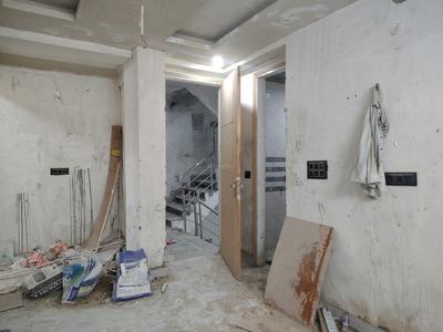 Living Room Image of 990 Sq.ft 3 BHK Builder Floor for sale in Khanpur New Delhi for Rs. 6450000