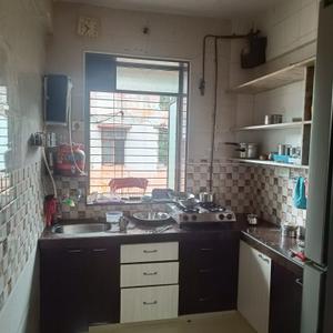 Kitchen Image of 530 Sq.ft 1 BHK Apartment / Flat for rent in Mulund West Mumbai for Rs. 25000