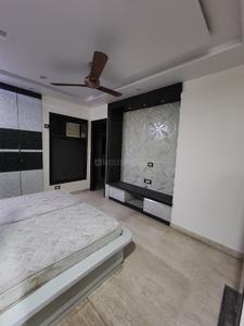 Bedroom Image of 3000 Sq.ft 4.5 BHK Builder Floor for sale in Punjabi Bagh New Delhi for Rs. 36500000