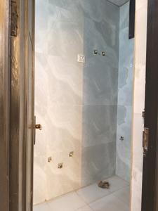 Common Bathroom Image of 1100 Sq.ft 3 BHK Builder Floor for sale in Indirapuram Ghaziabad for Rs. 8450000
