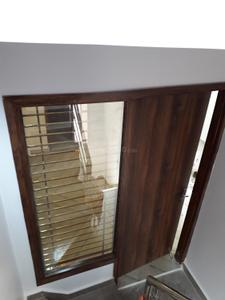 Bedroom Image of 500 Sq.ft 1 BHK Builder Floor for rent in Ramesh Nagar New Delhi for Rs. 18500