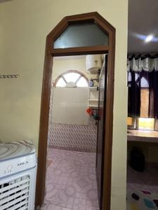 Bathroom Image of 1500 Sq.ft 1 RK Studio for rent in Sector 22 Noida for Rs. 12600