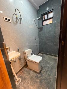 Image of 991 Sq.ft 3 BHK Builder Floor for sale in Dwarka Mor, New Delhi for Rs. 5950000