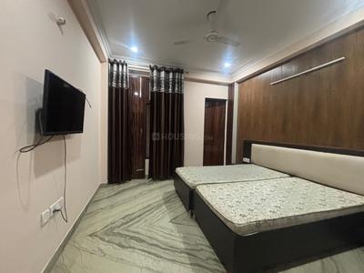 Bedroom Image of 1800 Sq.ft 3 BHK Builder Floor for rent in Sector 28 Gurgaon for Rs. 60000