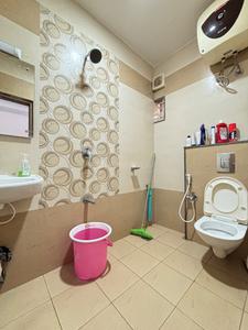 Bathroom Image of 800 Sq.ft 1 BHK Apartment / Flat for rent in HSR Layout Bangalore for Rs. 34000