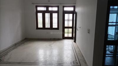 Living Room Image of 1350 Sq.ft 3 BHK Builder Floor for rent in Lohia Nagar Meerut for Rs. 10000