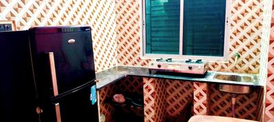 Kitchen Image of 450 Sq.ft 1 BHK Apartment / Flat for rent in Baghajatin Kolkata for Rs. 14000