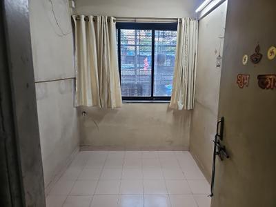 Bedroom Image of 300 Sq.ft 1 RK Apartment / Flat for rent in Ghatkopar East Mumbai for Rs. 25000