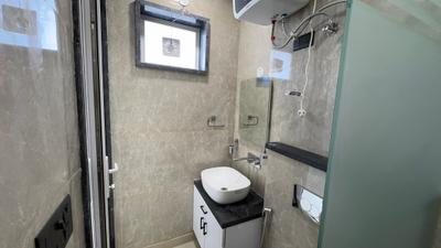 Image of 1000 Sq.ft 2 BHK Builder Floor for rent in Janakpuri, New Delhi for Rs. 36000