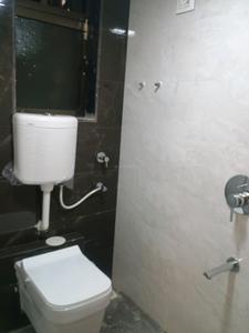 Common Bathroom Image of 1000 Sq.ft 2 BHK Apartment / Flat for rent in Kalyan East Kalyan for Rs. 17000