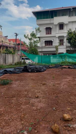 Premium plot at Kadavanthra Main Image 1