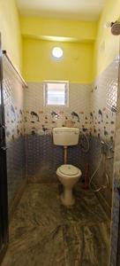 Bathroom Image of 850 Sq.ft 2 BHK Apartment / Flat for sale in Purba Barisha Kolkata for Rs. 4000000