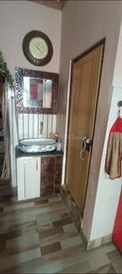 Bathroom Image of 400 Sq.ft 6 BHK Independent House for sale in Balaganj Lucknow for Rs. 3500000