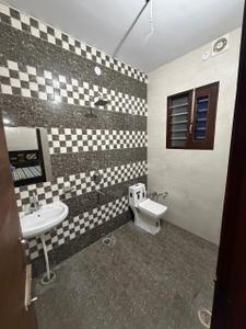 Bathroom Image of 2250 Sq.ft 2 BHK Independent House for rent in Ansal Golf Links, Sector 114 Mohali for Rs. 24000