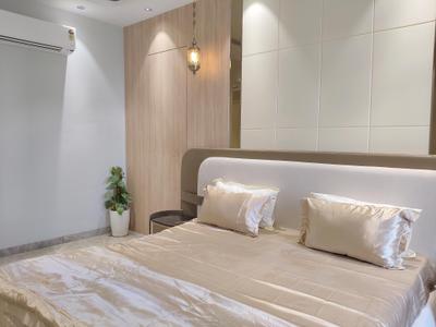 Bedroom Image of 2100 Sq.ft 4 BHK Builder Floor for sale in Anant Raj Estate, Kadarpur Gurgaon for Rs. 37000000