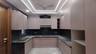 Kitchen Image of 2700 Sq.ft 4 BHK Builder Floor for sale in Hauz Khas New Delhi for Rs. 80000000