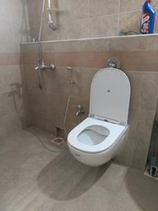 Common Bathroom Image of 465 Sq.ft 1 RK Apartment / Flat for sale in Amanora Towers 23 25, Hadapsar Pune for Rs. 5000000