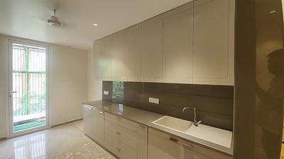 Kitchen Image of 1700 Sq.ft 3 BHK Builder Floor for sale in Anand Vihar New Delhi for Rs. 35000000