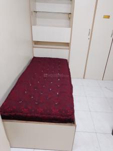 Bedroom Image of 460 Sq.ft 1 RK Apartment / Flat for rent in Runwal Regency, Agarkar Nagar Pune for Rs. 19000