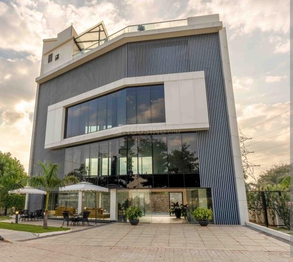 Esteem Aeropark Main Image 1