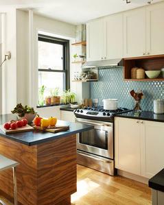 Kitchen Image of 1550 Sq.ft 3 BHK Apartment / Flat for sale in Sector 105 Noida for Rs. 5800000