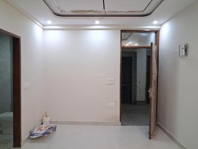 Living Room Image of 980 Sq.ft 2 BHK Apartment / Flat for sale in GCM Gomati Apartment, Sector 49 Noida for Rs. 3900000