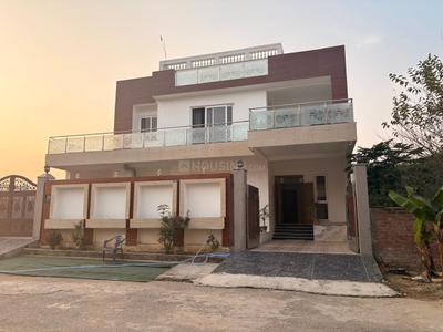 6 BHK Flat