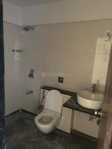 Bathroom Image of 1200 Sq.ft 2 BHK Apartment / Flat for rent in Satra Harmony, Chembur Mumbai for Rs. 80000