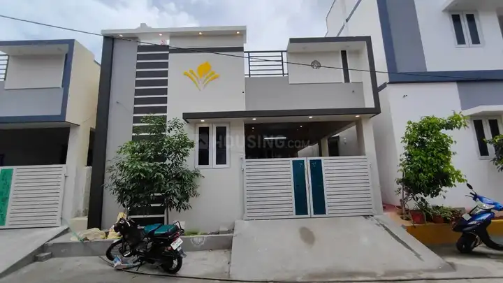 Selvi green square ph 1 Main Image 1