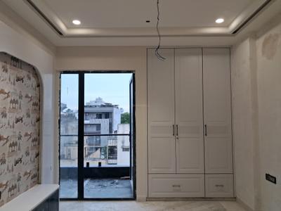 Bedroom Image of 1800 Sq.ft 3 BHK Builder Floor for sale in Paschim Vihar New Delhi for Rs. 40000000