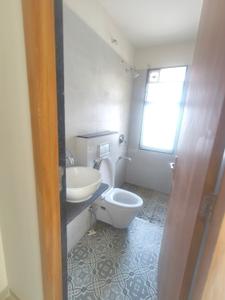 Bathroom Image of 1750 Sq.ft 3 BHK Apartment / Flat for rent in Samraat AmOzon, Gangapur Nashik for Rs. 32000