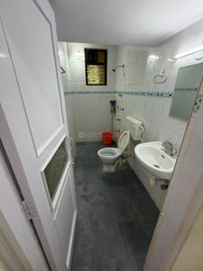 Bathroom Image of 1245 Sq.ft 3 BHK Apartment / Flat for rent in Panjim Goa for Rs. 40000