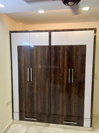 Poorvi Pitampura, Pitampura Bedroom 1