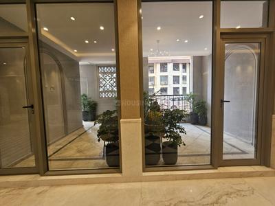 Bedroom Image of 2200 Sq.ft 4.5 BHK Apartment / Flat for sale in Lodha Bellagio, Powai Mumbai for Rs. 85000000