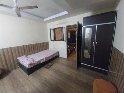 Bedroom Image of 680 Sq.ft 1 BHK Apartment / Flat for rent in DDA Flats Sarita Vihar, Sarita Vihar New Delhi for Rs. 22500