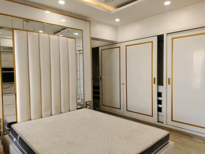 Bedroom Image of 2250 Sq.ft 4 BHK Apartment / Flat for sale in Runwal Elegante, Andheri West Mumbai for Rs. 115000008
